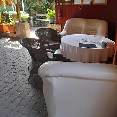 Thelena Apartment *